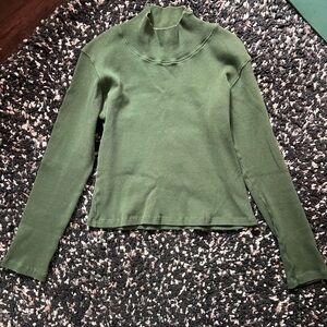 Big bud press emerald turtleneck